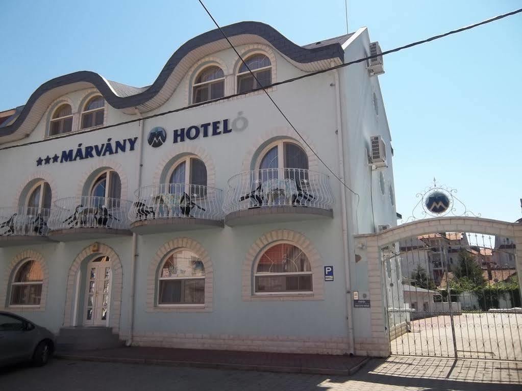 Marvany Panzio Hajdúszoboszló Εξωτερικό φωτογραφία